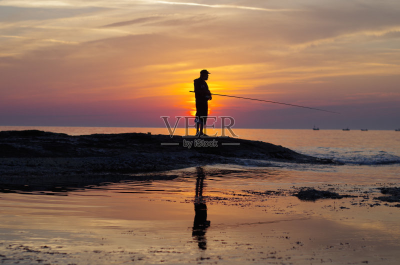 渔夫和他的灵魂图片素材下载 - Veer图库