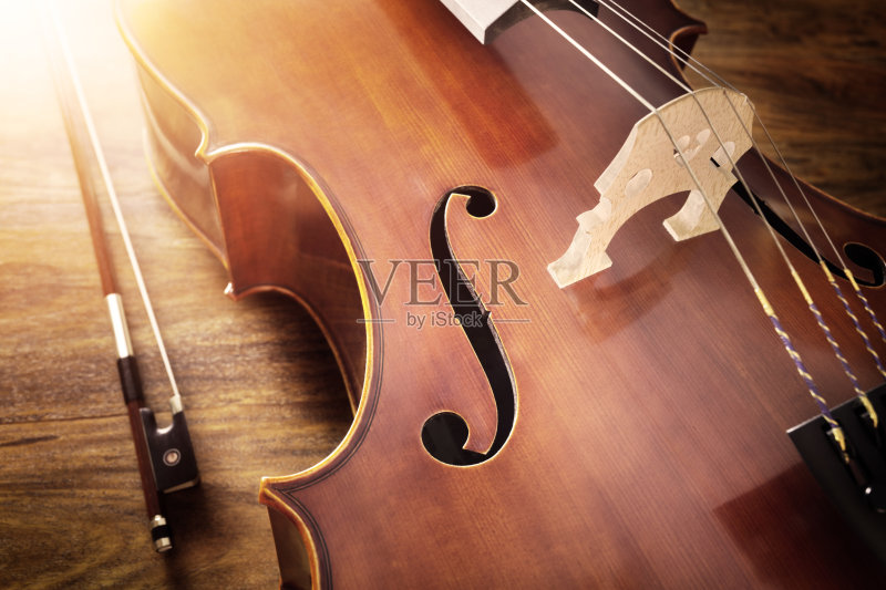 大提琴在木背景图片素材下载 - Veer图库